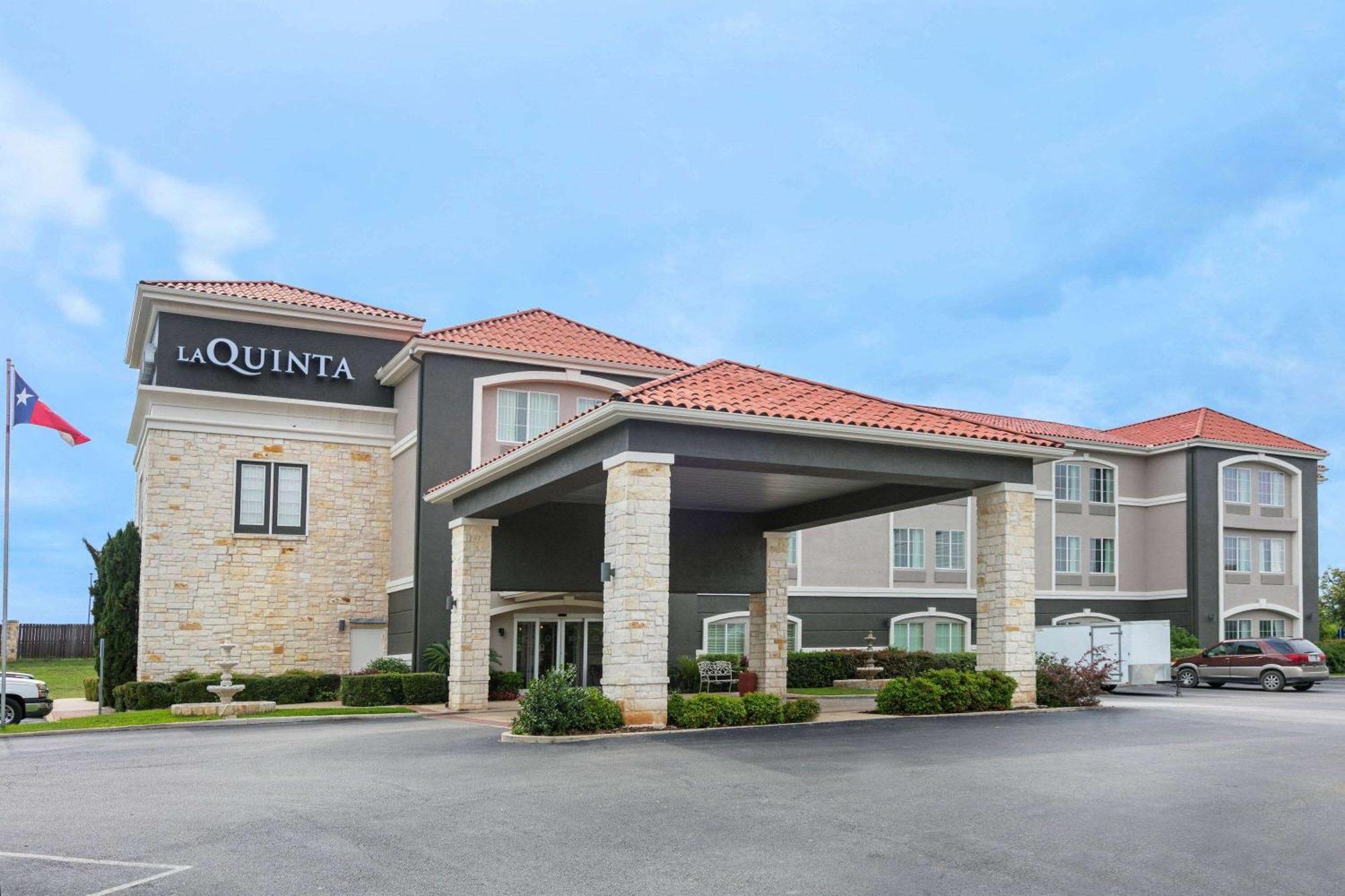 La Quinta By Wyndham Fredericksburg Hotel Luaran gambar